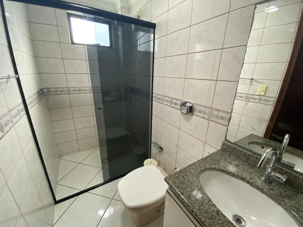 Apartament B106 - Apto 2 Quartos P/ 6 Pessoas Com Vista Mar Bombinhas