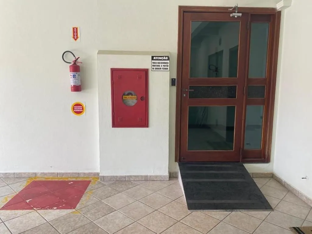 B106 - Apto 2 Quartos P/ 6 Pessoas Com Vista Mar Bombinhas 0*,